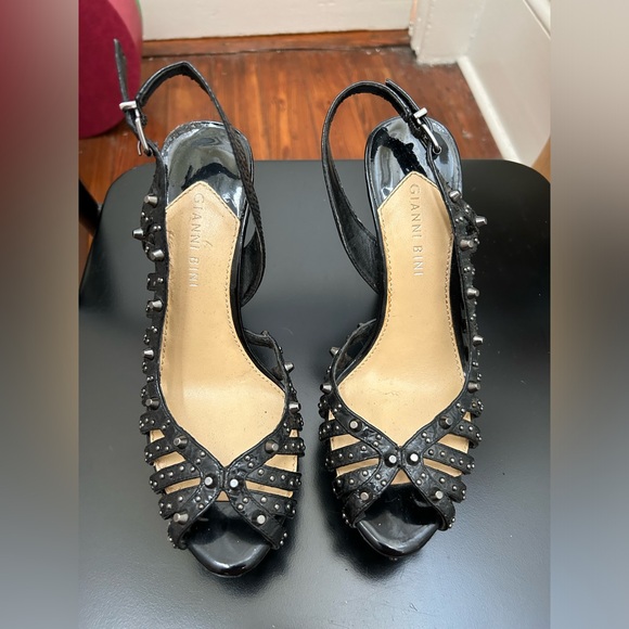 Gianni Bini slingback stud high heels 👠 - Picture 6 of 11